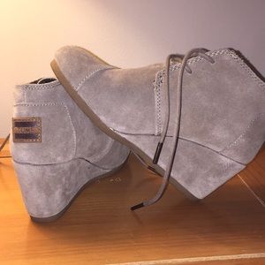 TOMS booties